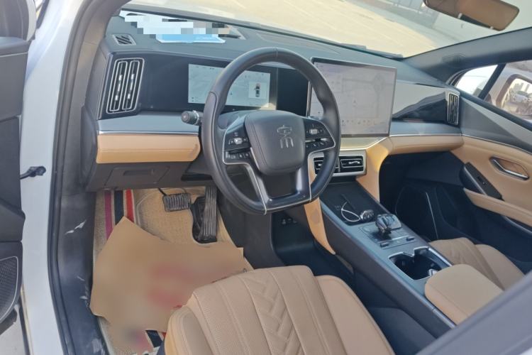 Used BYD Song L DM-i 2024 160km Beyond Edition Interior 2