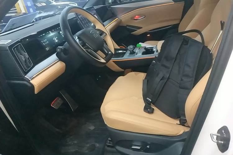 Used BYD Song L DM-i 2024 112 km Beyond Edition Left Front Seat