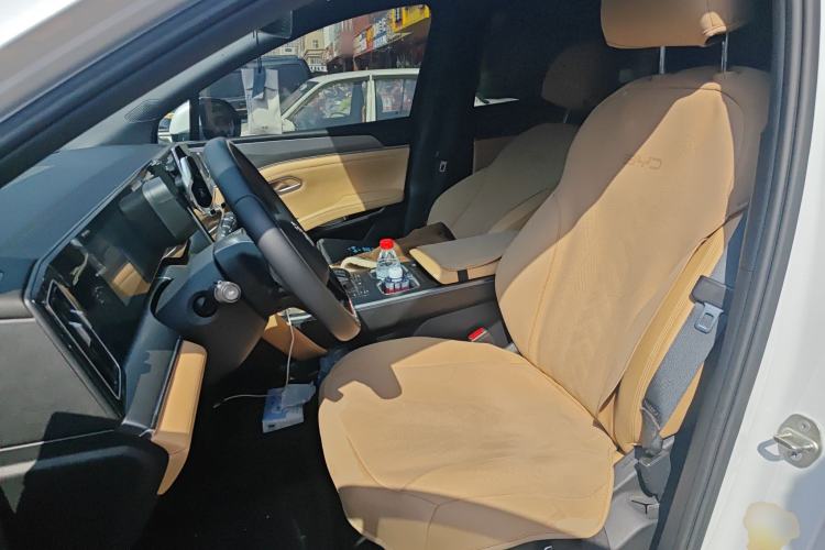 Used BYD Song L DM-i 2024 112 km Beyond Edition Left Front Seat