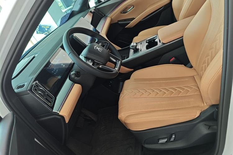 Used BYD Song L DM-i 2024 112 km Beyond Edition Left Front Seat