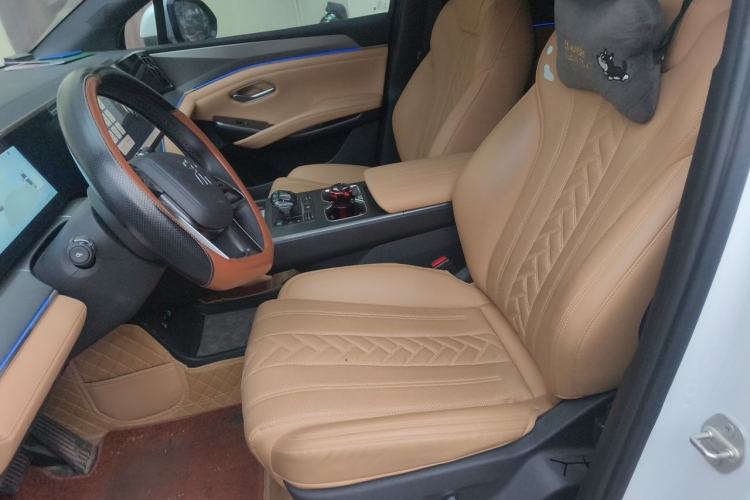 Used BYD Song L DM-i 2024 112 km Beyond Edition Left Front Seat