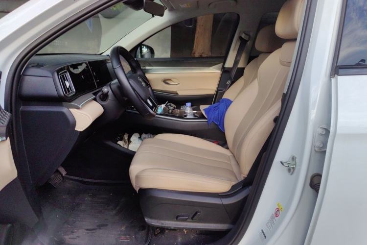 Used BYD Song L DM-i 2024 112 km Beyond Edition Left Front Seat