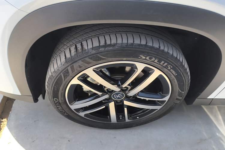 Used BYD Song L DM-i 2024 112 km Beyond Edition Left Front Wheel Hub