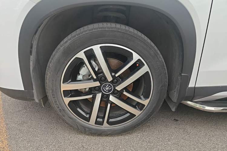 Used BYD Song L DM-i 2024 112 km Beyond Edition Left Front Wheel Hub