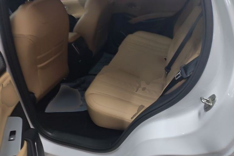 Used BYD Song L DM-i 2024 112 km Beyond Edition Left Rear Seat
