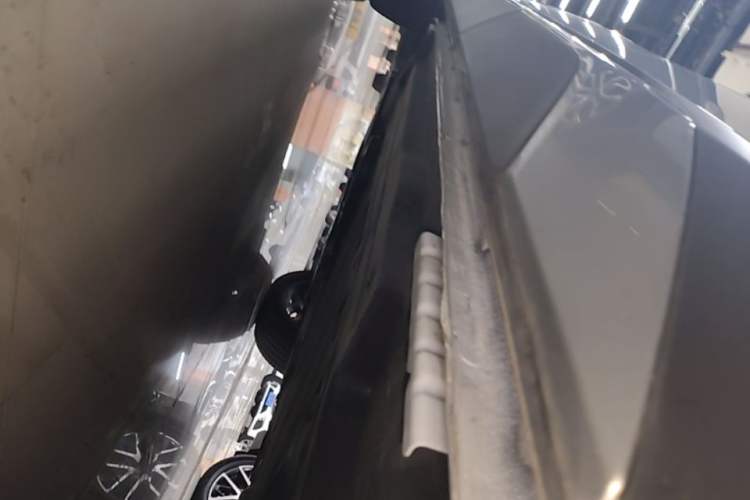 Used BYD Song L DM-i 2024 112 km Beyond Edition Left Side Sill