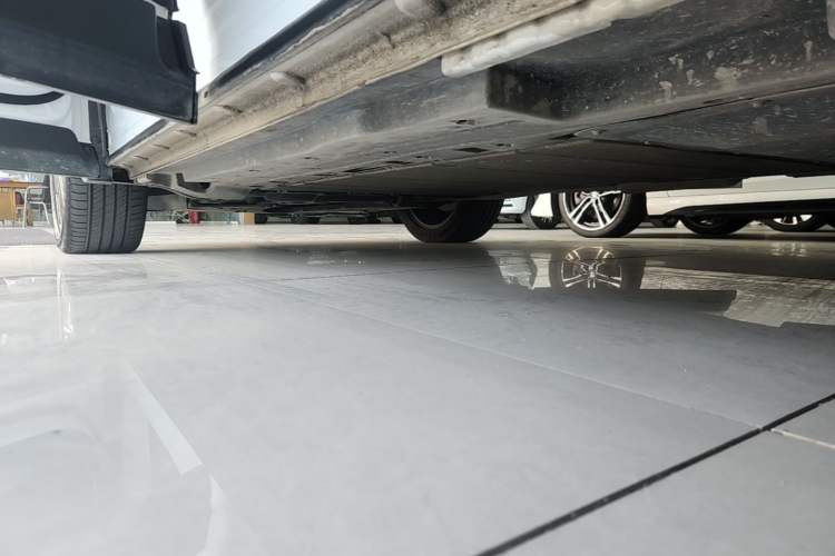 Used BYD Song L DM-i 2024 160 km Excellence Version Left Side Sill
