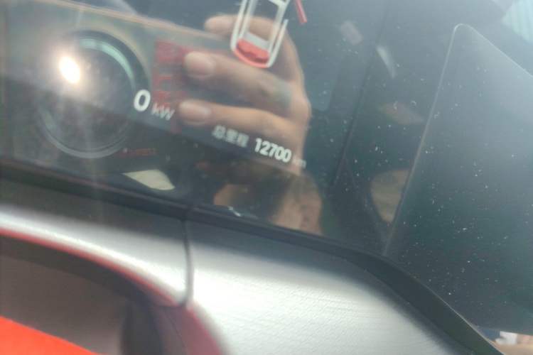Used BYD Song L DM-i 2024 112 km Beyond Edition Odometer Close Up