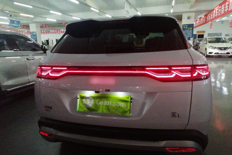 Used BYD Song L DM-i 2024 112 km Beyond Edition Rear