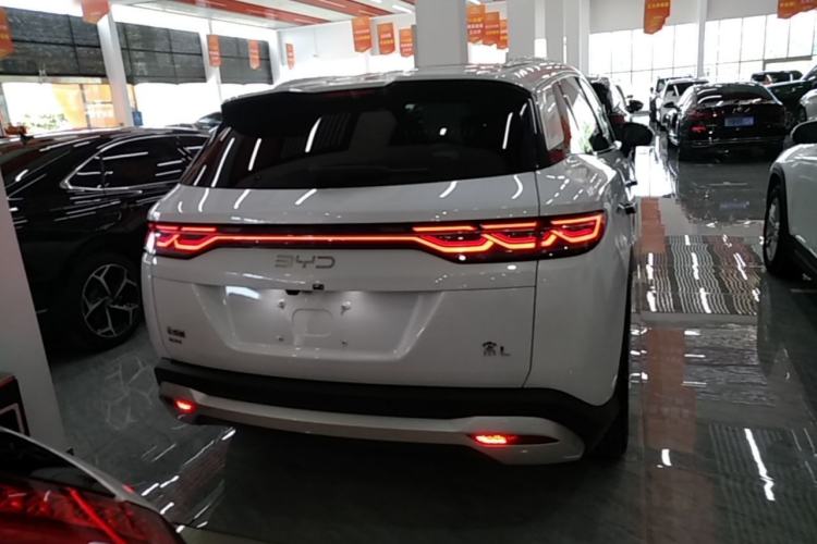 Used BYD Song L DM-i 2024 160 km Excellence Version Rear