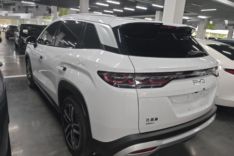 Used BYD Song L DM-i 2024 112 km Leading Edition Rear Left 45 Deg
