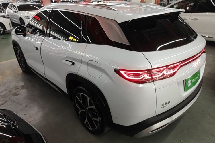 Used BYD Song L DM-i 2024 160 km Excellence Version Rear Left 45 Deg