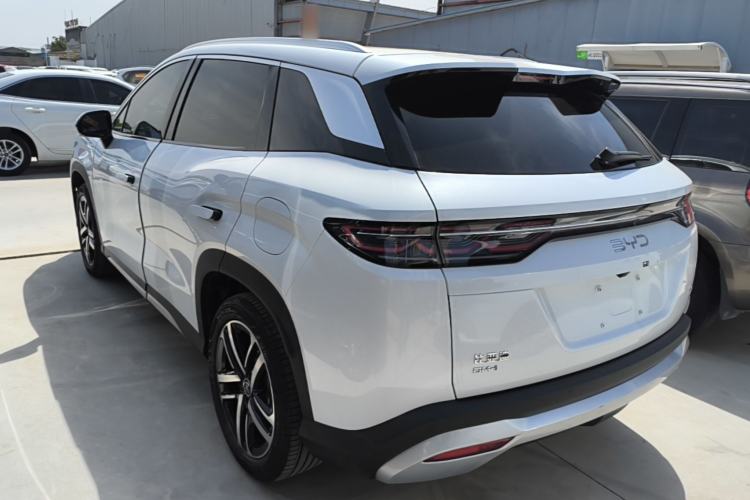 Used BYD Song L DM-i 2024 112 km Beyond Edition Rear Left 45 Deg