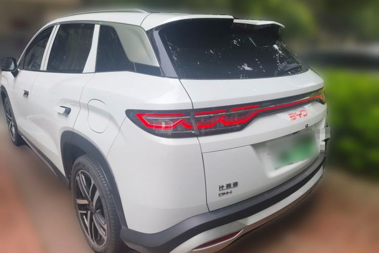 Used BYD Song L DM-i 2024 112 km Leading Edition Rear Left 45 Deg