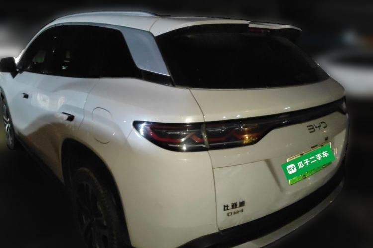 Used BYD Song L DM-i 2024 112 km Leading Edition Rear Left 45 Deg