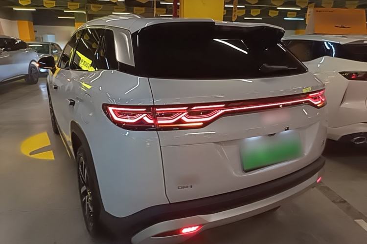 Used BYD Song L DM-i 2024 112 km Leading Edition Rear Left 45 Deg