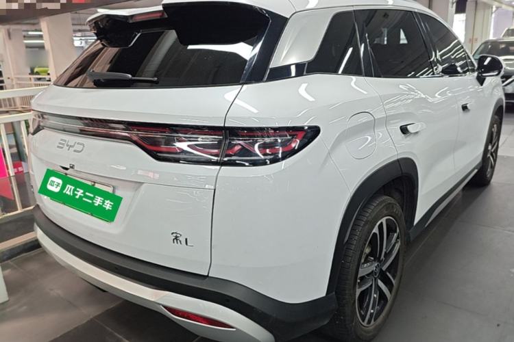 Used BYD Song L DM-i 2024 112 km Leading Edition Rear Right 45 Deg