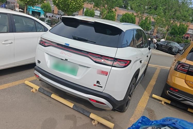 Used BYD Song L DM-i 2024 112 km Beyond Edition Rear Right 45 Deg