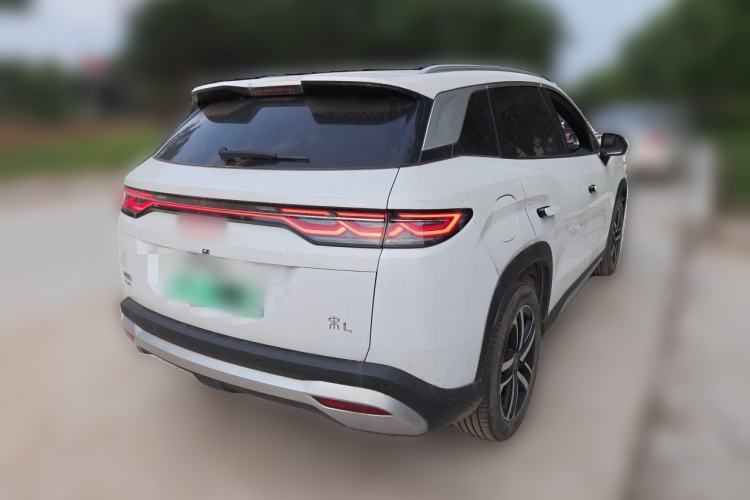 Used BYD Song L DM-i 2024 112 km Beyond Edition Rear Right 45 Deg