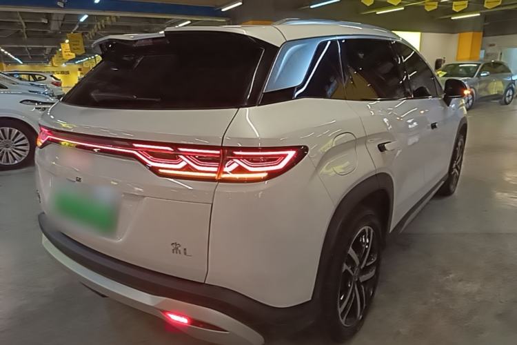 Used BYD Song L DM-i 2024 112 km Leading Edition Rear Right 45 Deg