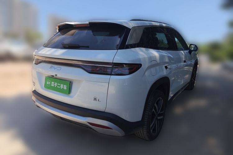 Used BYD Song L DM-i 2024 112 km Leading Edition Rear Right 45 Deg