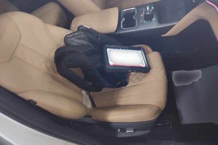 Used BYD Song L DM-i 2024 112 km Beyond Edition Right Front Seat