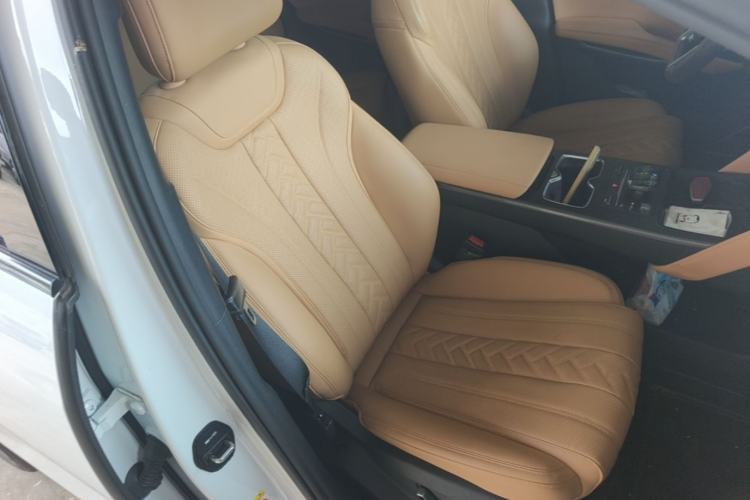 Used BYD Song L DM-i 2024 112 km Beyond Edition Right Front Seat