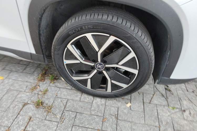 Used BYD Song L DM-i 2024 160km Beyond Edition Right Front Wheel Hub