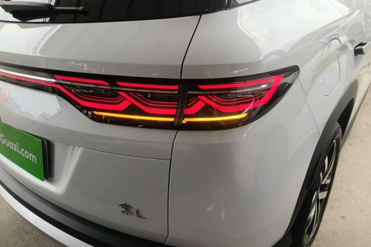Used BYD Song L DM-i 2024 112 km Beyond Edition Right Rear Taillight
