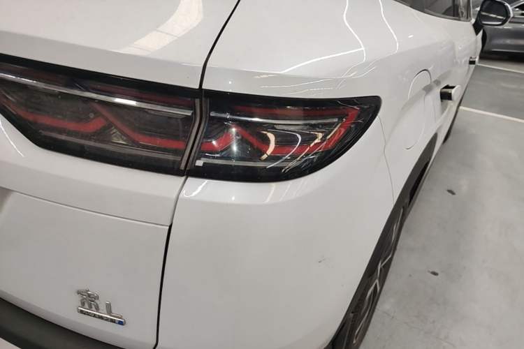 Used BYD Song L DM-i 2024 160km Beyond Edition Right Rear Taillight