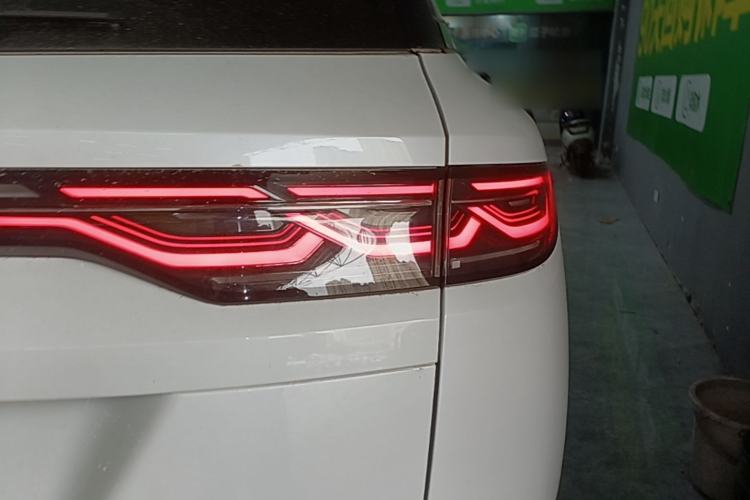 Used BYD Song L DM-i 2024 75km Leading Edition Right Rear Taillight
