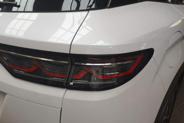 Used BYD Song L DM-i 2024 160km Beyond Edition Right Rear Taillight
