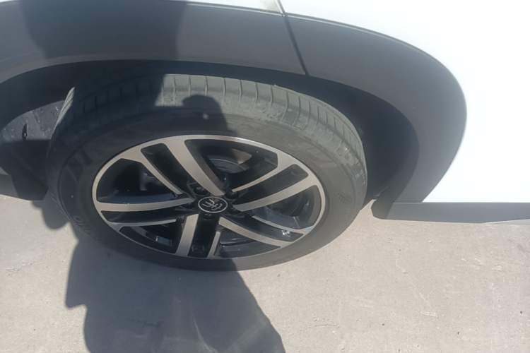 Used BYD Song L DM-i 2024 112 km Beyond Edition Right Rear Wheel Hub