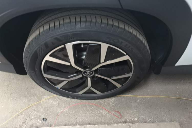 Used BYD Song L DM-i 2024 160km Beyond Edition Right Rear Wheel Hub