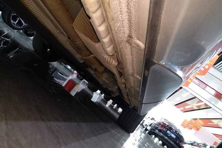 Used BYD Song L DM-i 2024 160 km Excellence Version Right Side Sill