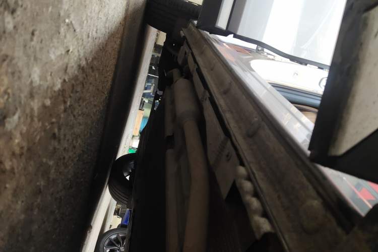 Used BYD Song L DM-i 2024 112 km Beyond Edition Right Side Sill