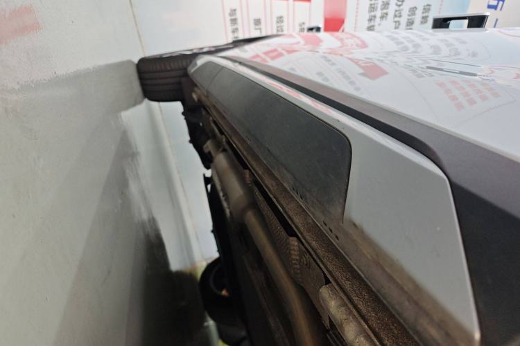 Used BYD Song L DM-i 2024 112 km Beyond Edition Right Side Sill