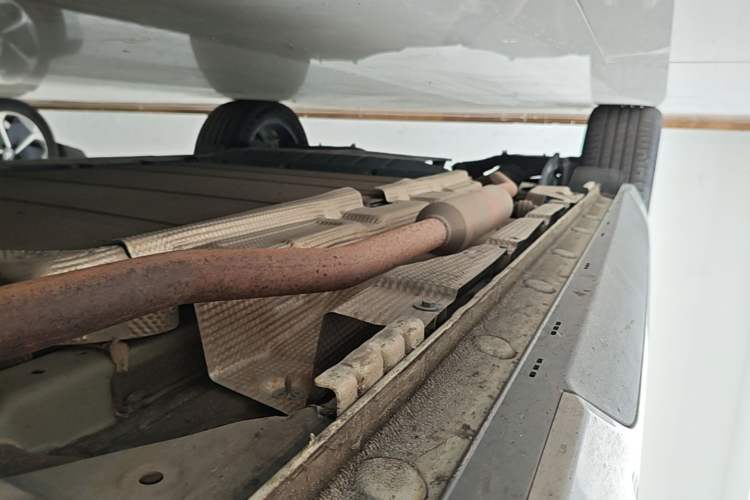 Used BYD Song L DM-i 2024 112 km Beyond Edition Right Side Sill