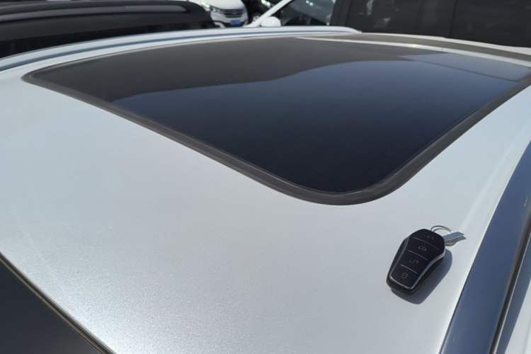 Used BYD Song L DM-i 2024 112 km Beyond Edition Roof
