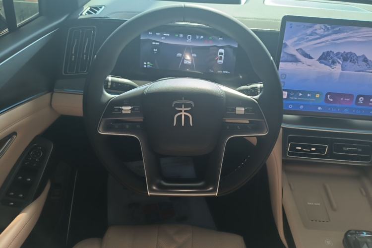 Used BYD Song L DM-i 2024 160 km Excellence Version Steering Wheel