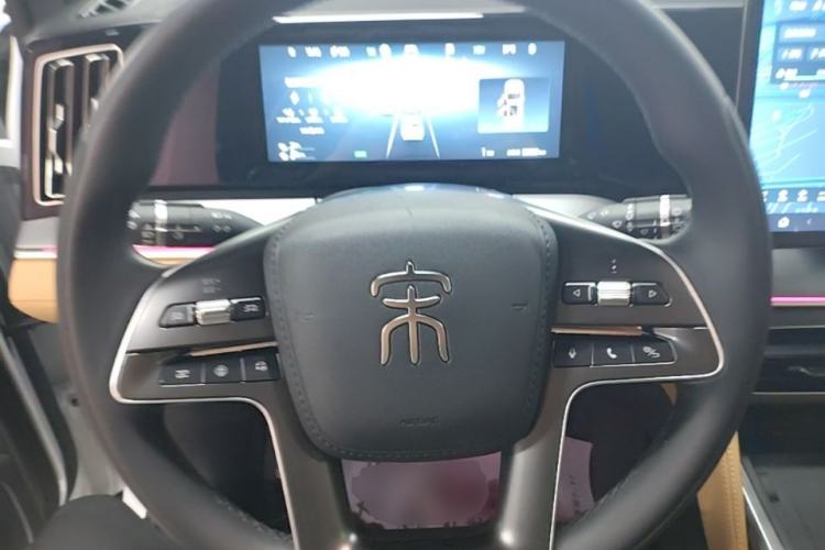 Used BYD Song L DM-i 2024 112 km Beyond Edition Steering Wheel