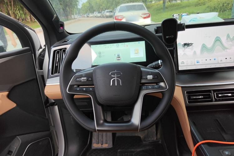 Used BYD Song L DM-i 2024 112 km Beyond Edition Steering Wheel