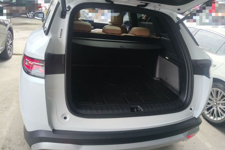Used BYD Song L DM-i 2024 112 km Beyond Edition Trunk