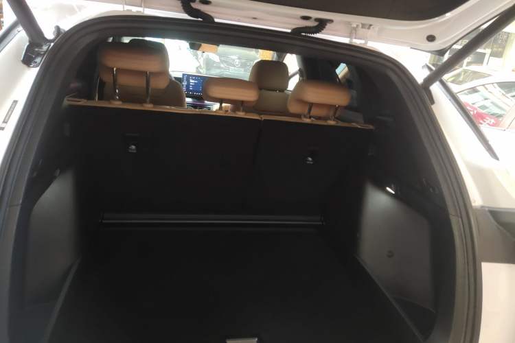 Used BYD Song L DM-i 2024 112 km Beyond Edition Trunk
