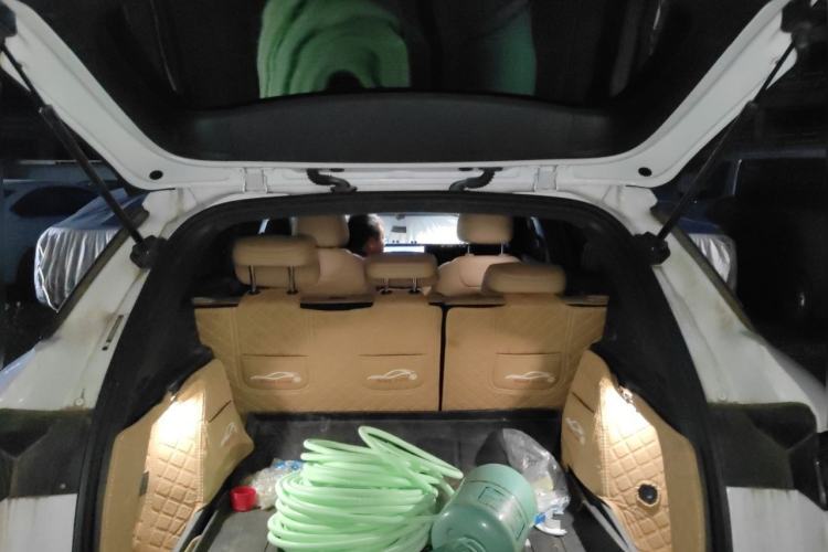 Used BYD Song L DM-i 2024 112 km Leading Edition Trunk