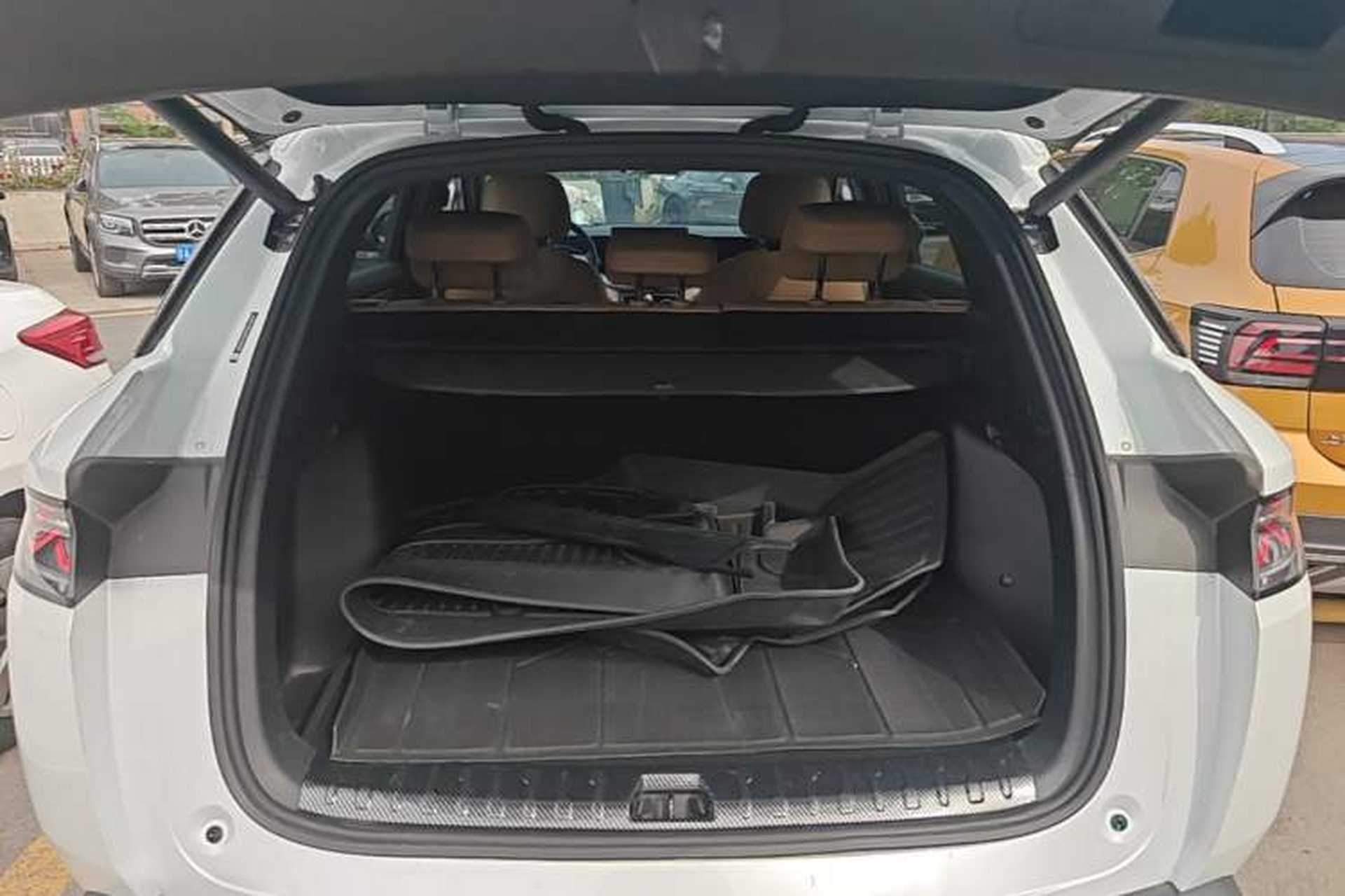 Used BYD Song L DM-i 2024 112 km Beyond Edition Trunk