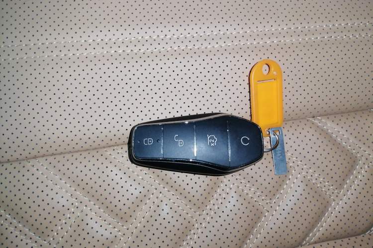 Used BYD Song L DM-i 2024 112 km Beyond Edition Vehicle Key