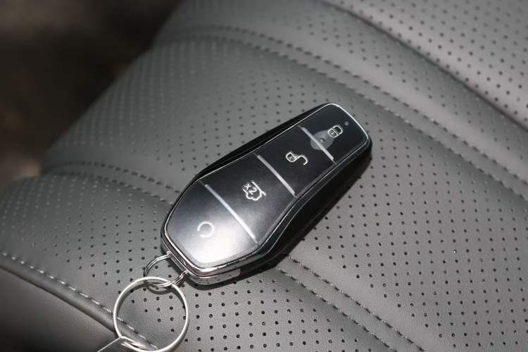 Used BYD Song L DM-i 2024 160km Beyond Edition Vehicle Key