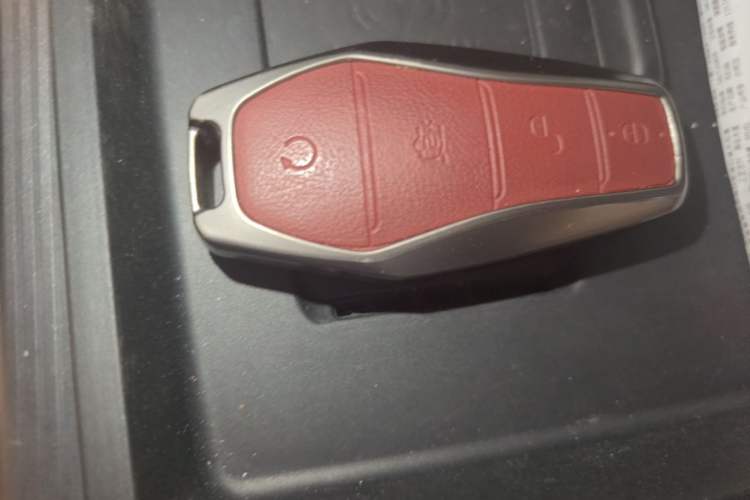 Used BYD Song L DM-i 2024 112 km Beyond Edition Vehicle Key