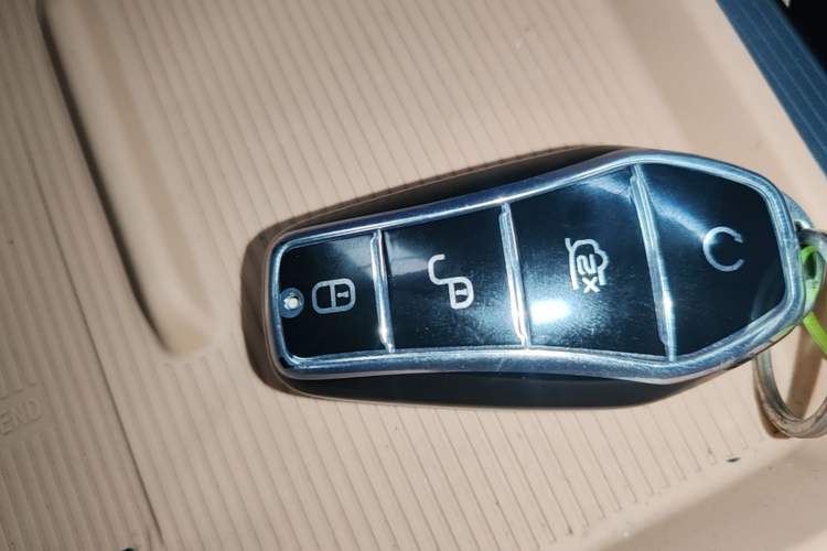 Used BYD Song L DM-i 2024 160km Beyond Edition Vehicle Key